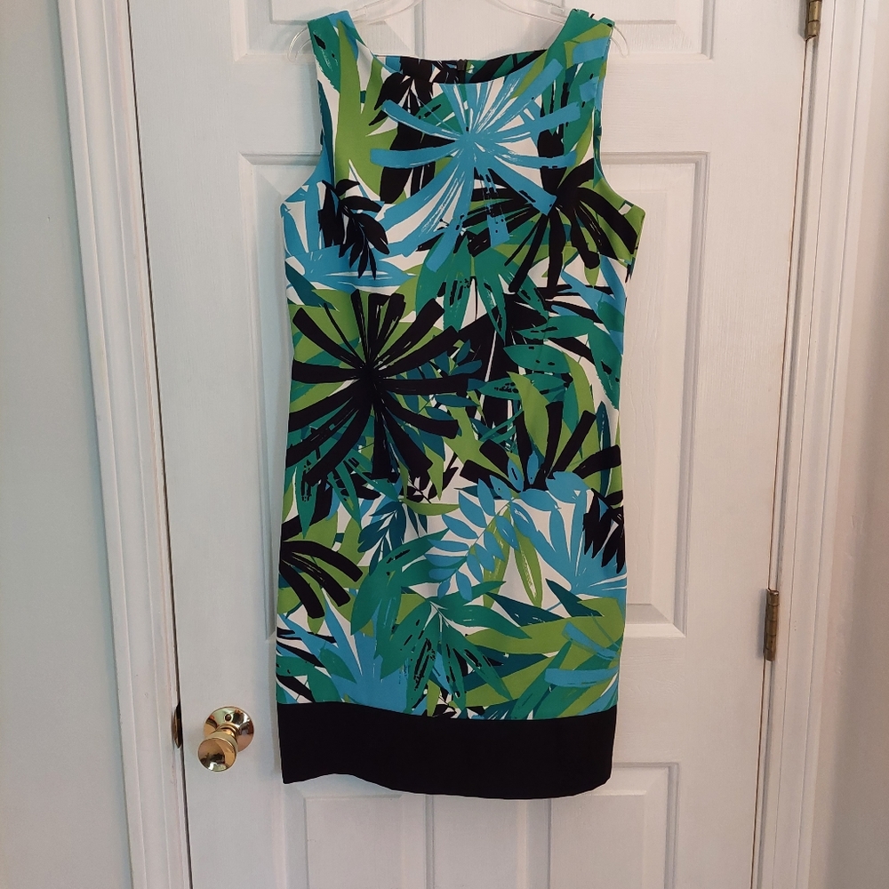 Dressbarn blue,green,black tropical floral shift dress size 8